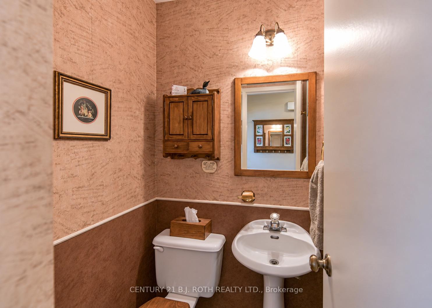 441 Barrie Road 36