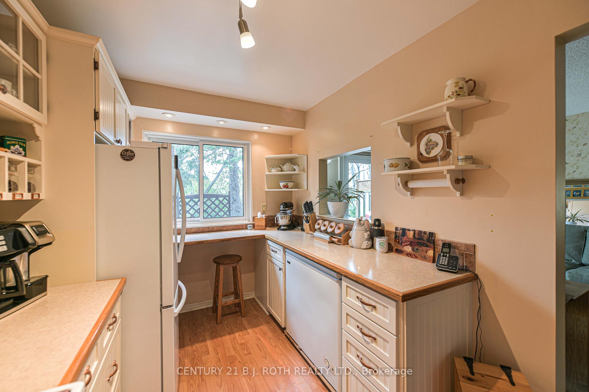441 Barrie Road 36