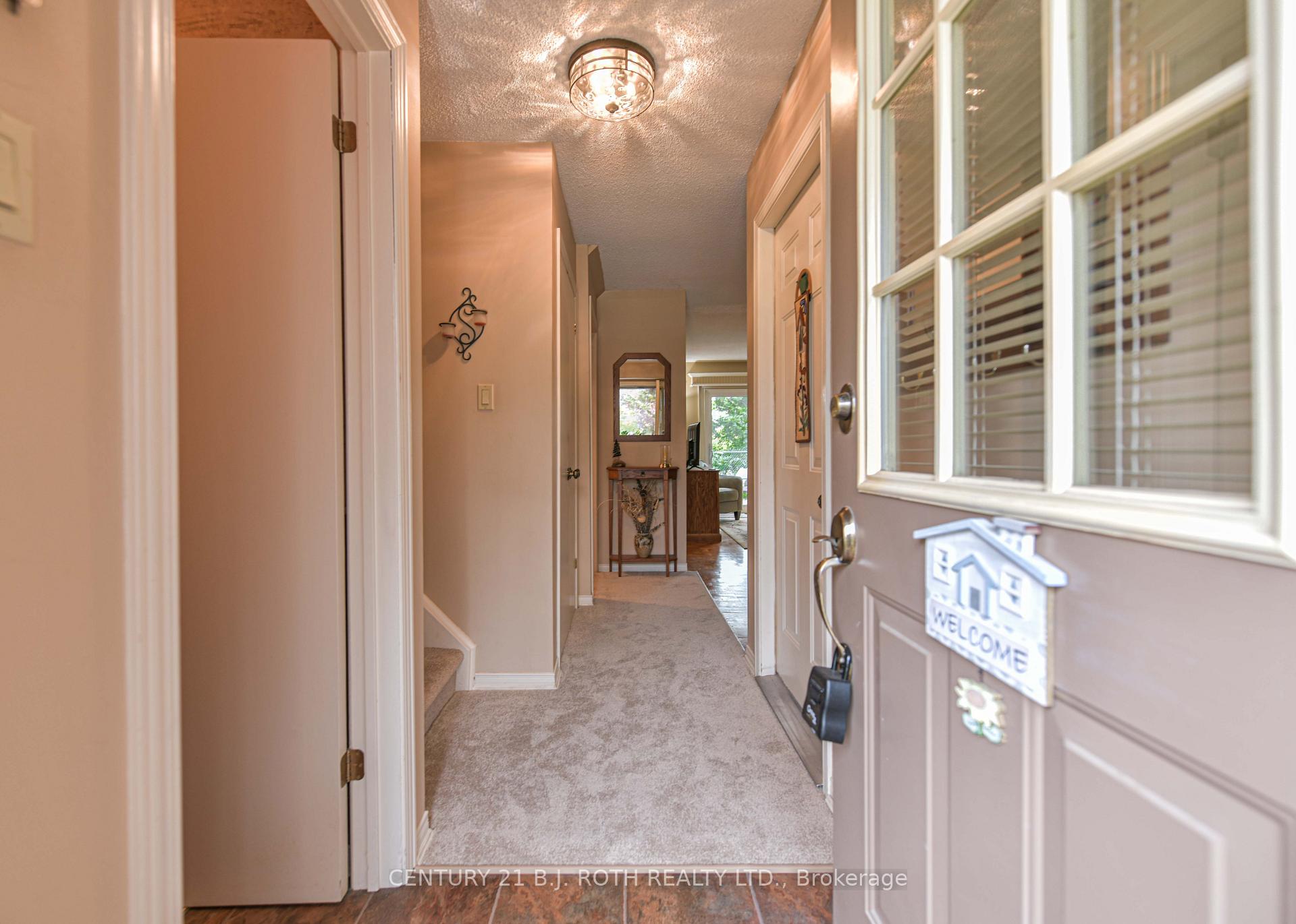 441 Barrie Road 36