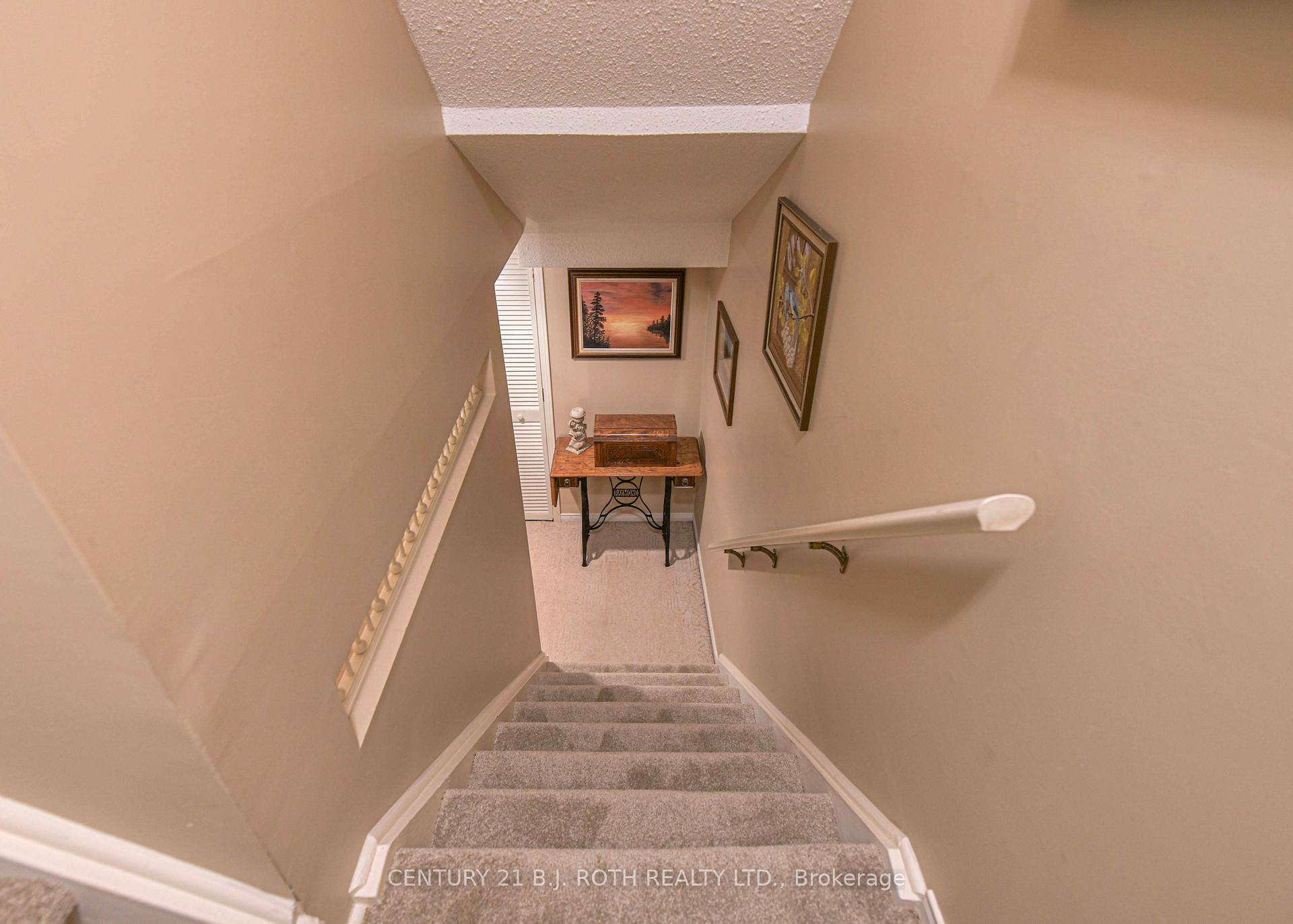 441 Barrie Road 36