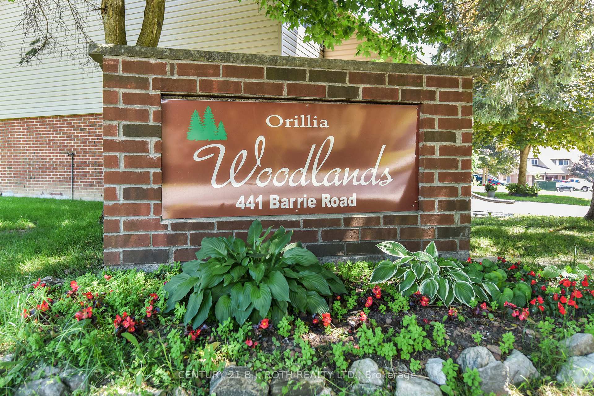 441 Barrie Road 36