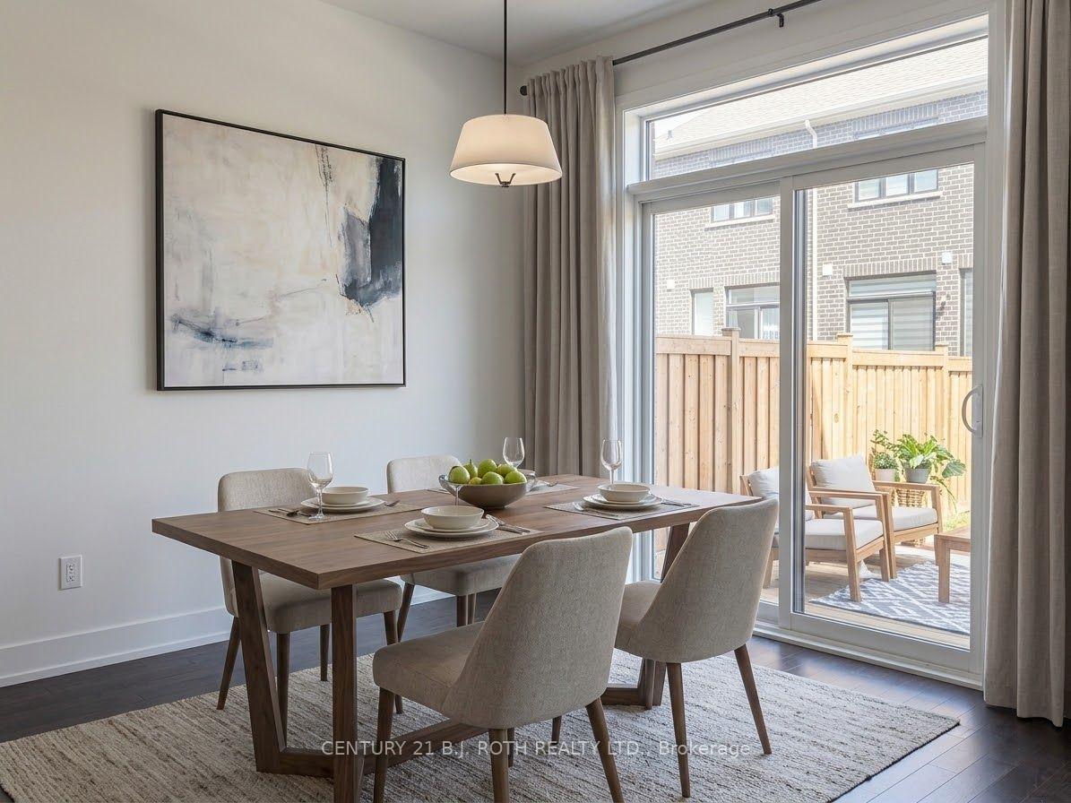 15 Milady Crescent