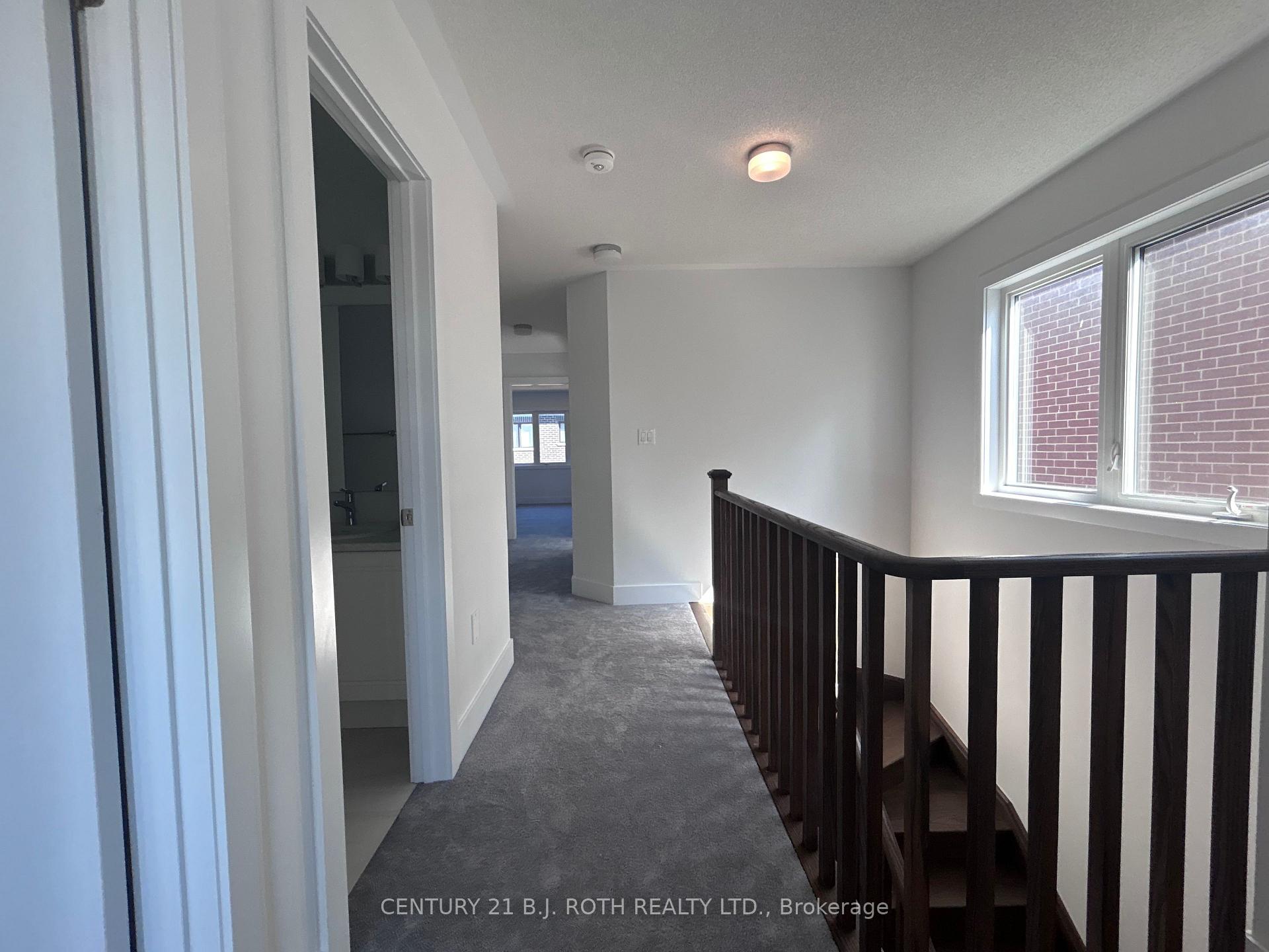 15 Milady Crescent