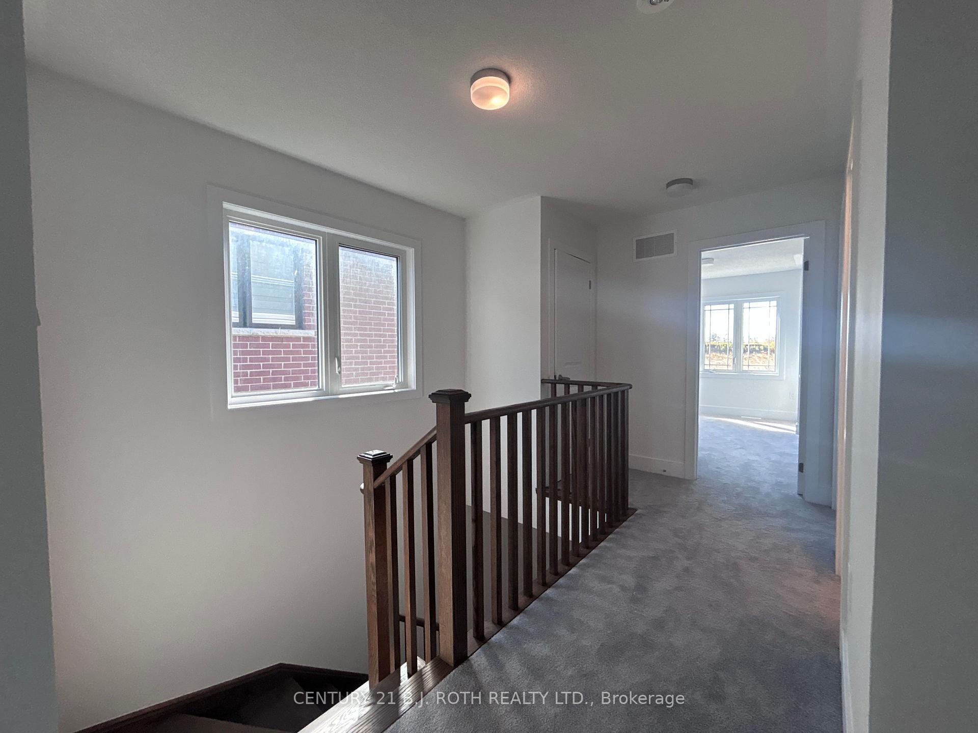 15 Milady Crescent