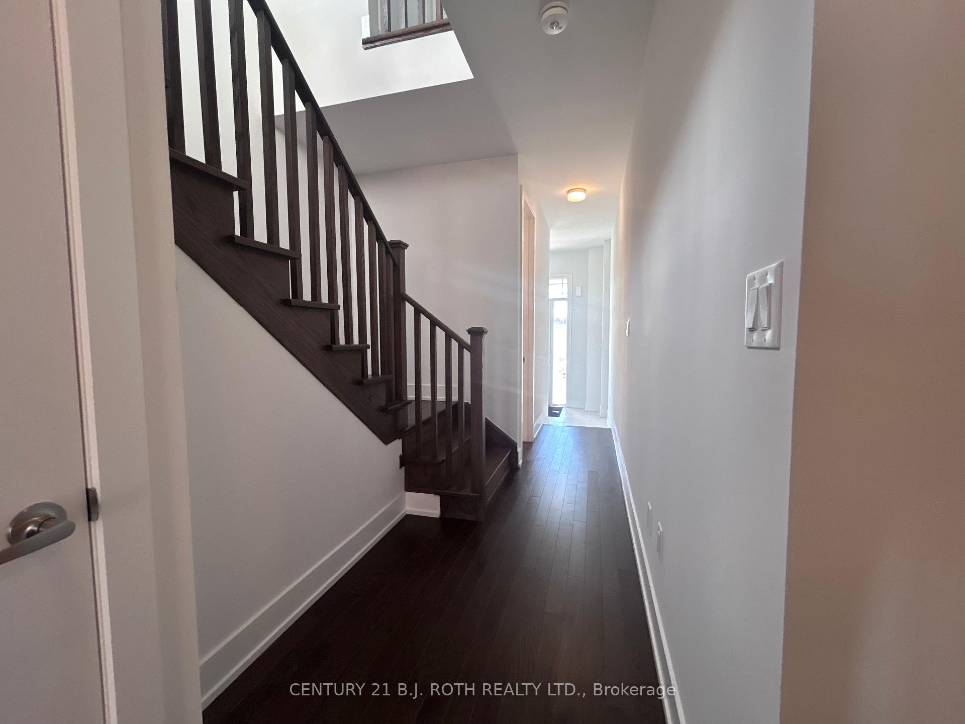 15 Milady Crescent