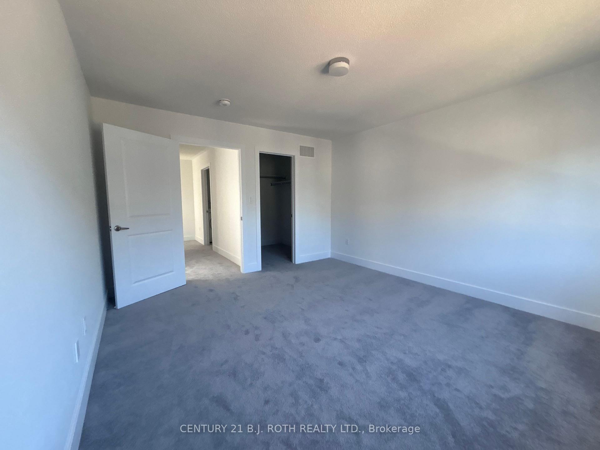 15 Milady Crescent