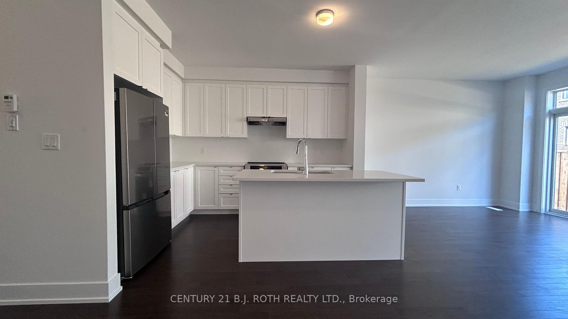 15 Milady Crescent