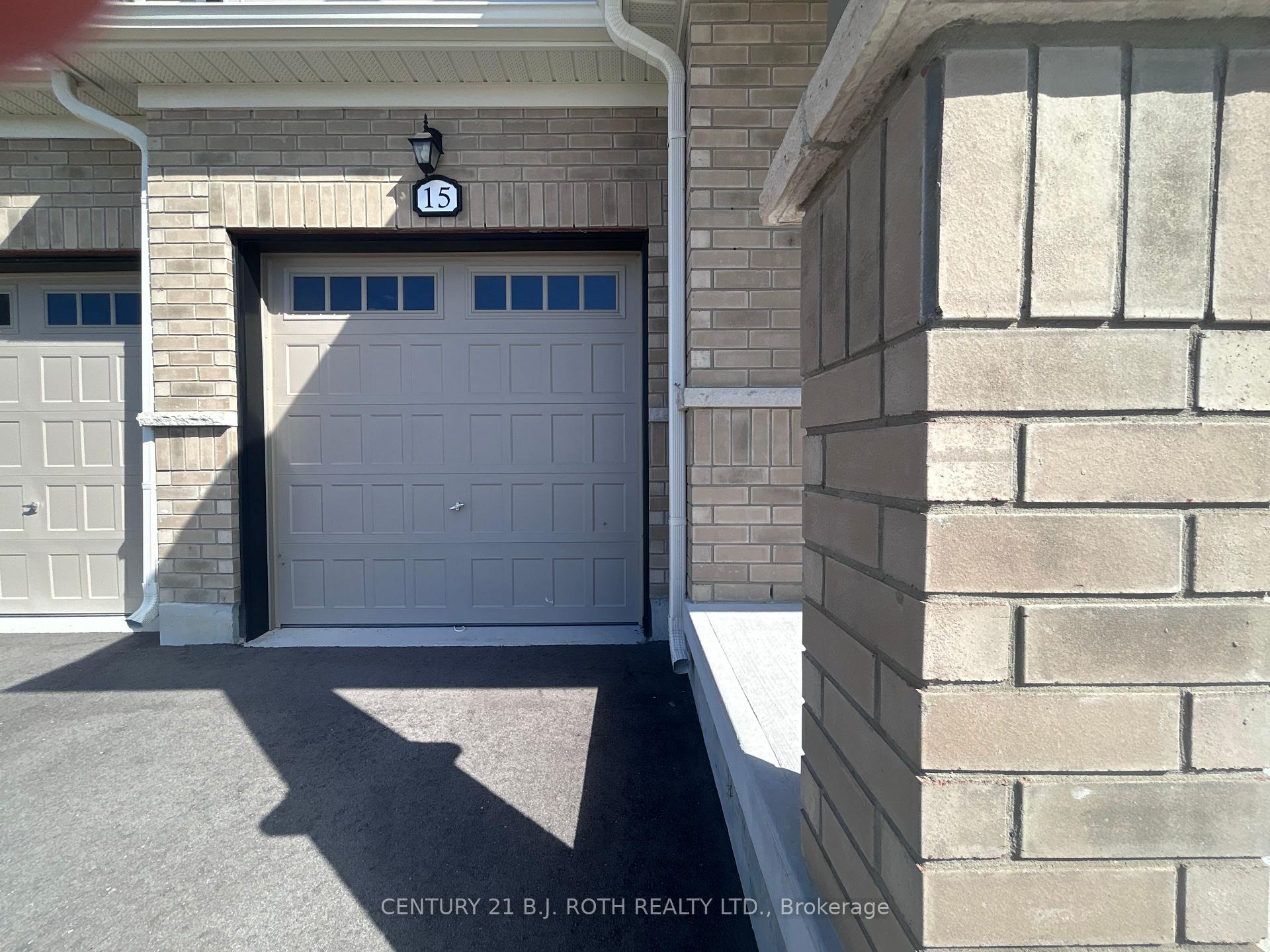15 Milady Crescent