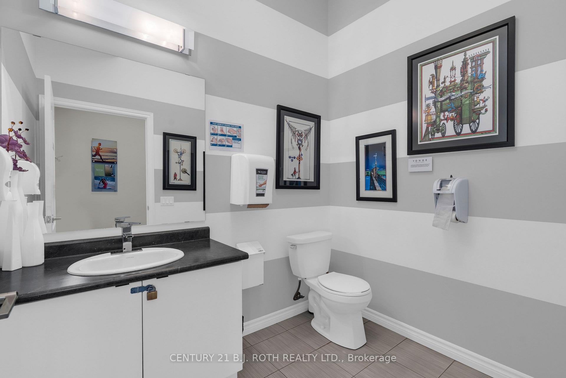 720 Yonge Street 201