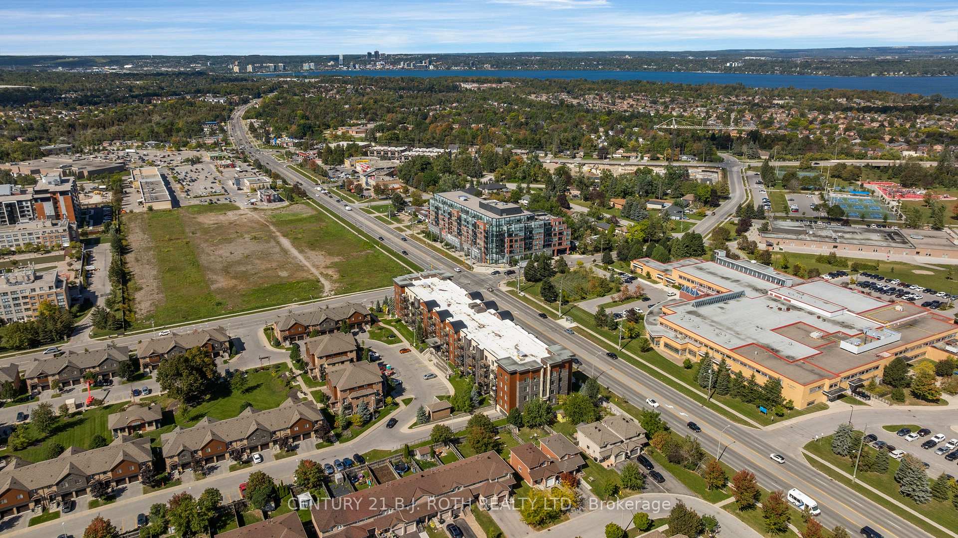 720 Yonge Street 201