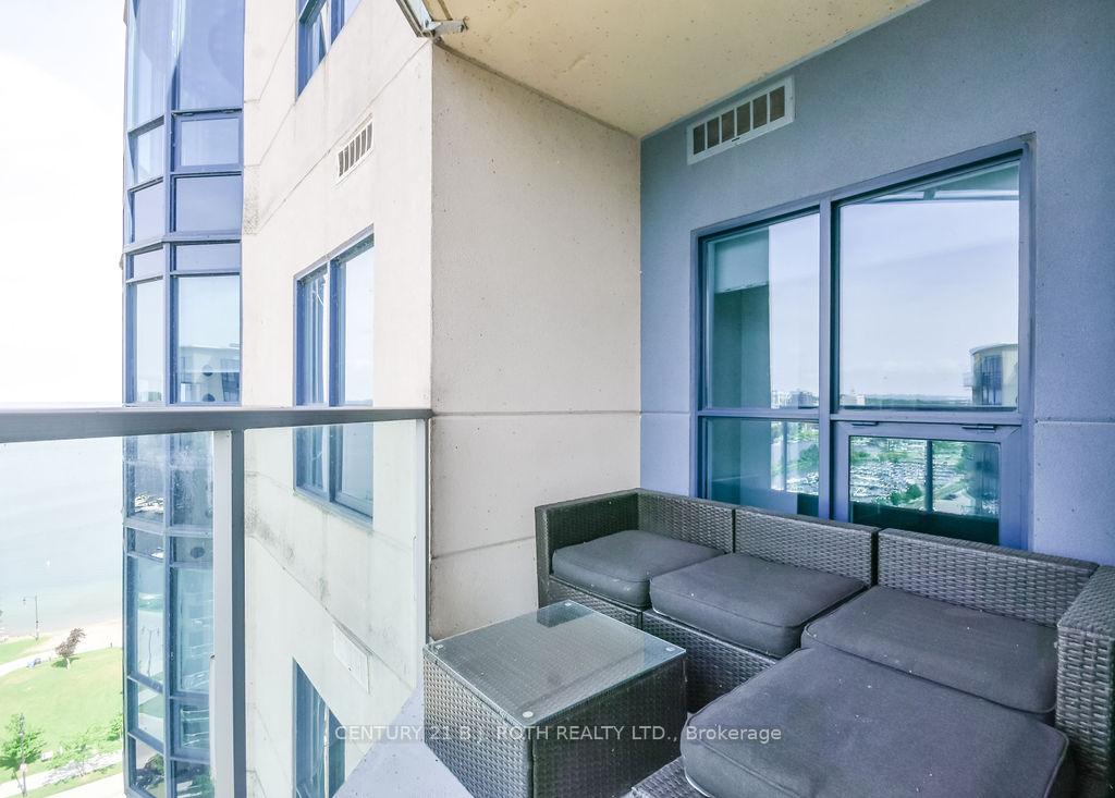 37 ELLEN Street 1505