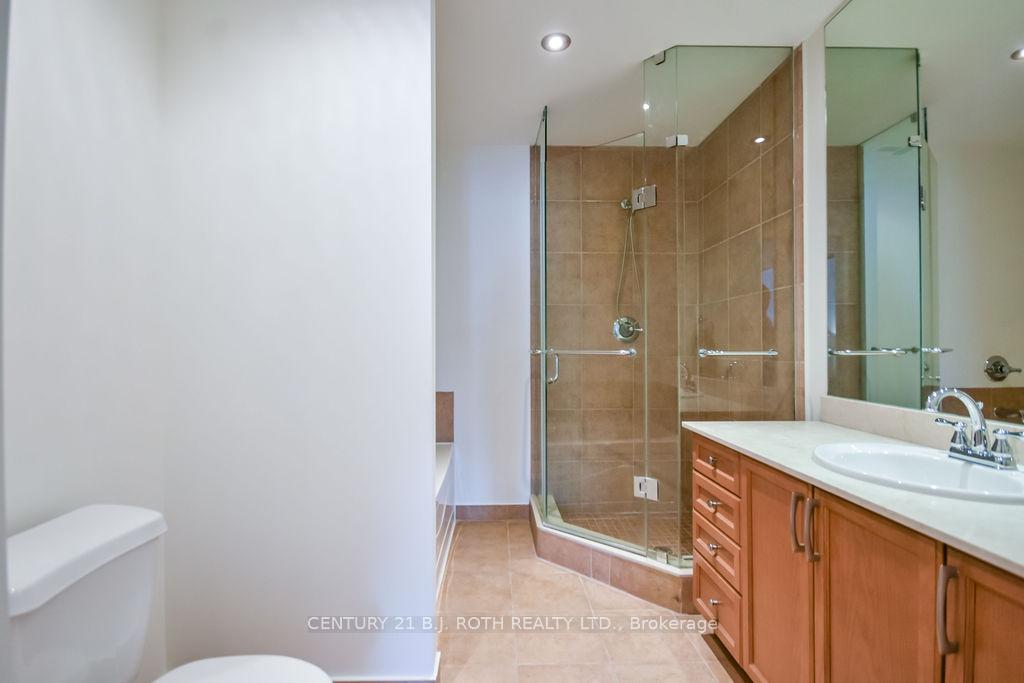 37 ELLEN Street 1505