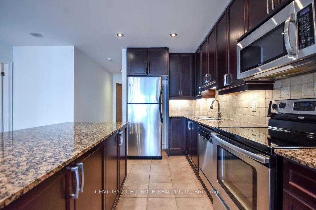 37 ELLEN Street 1505