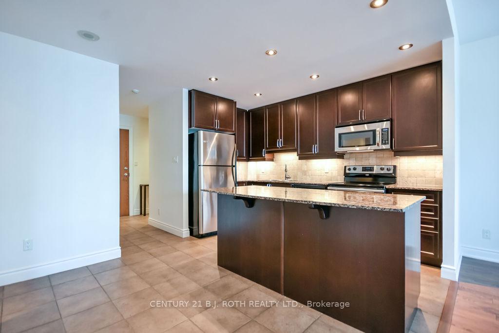 37 ELLEN Street 1505