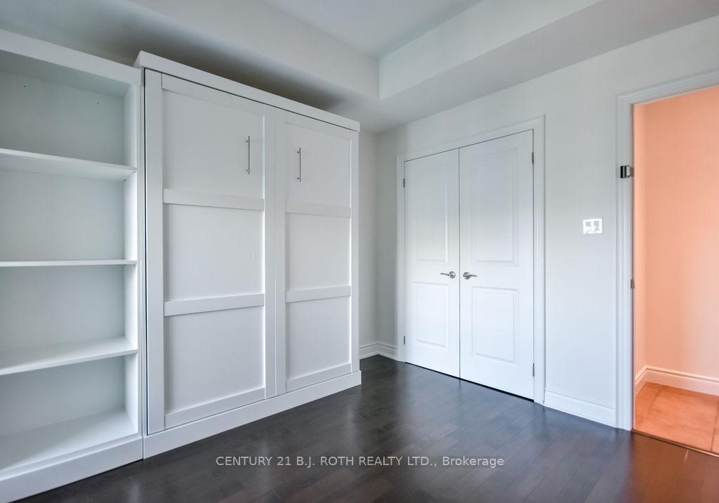 37 ELLEN Street 1505