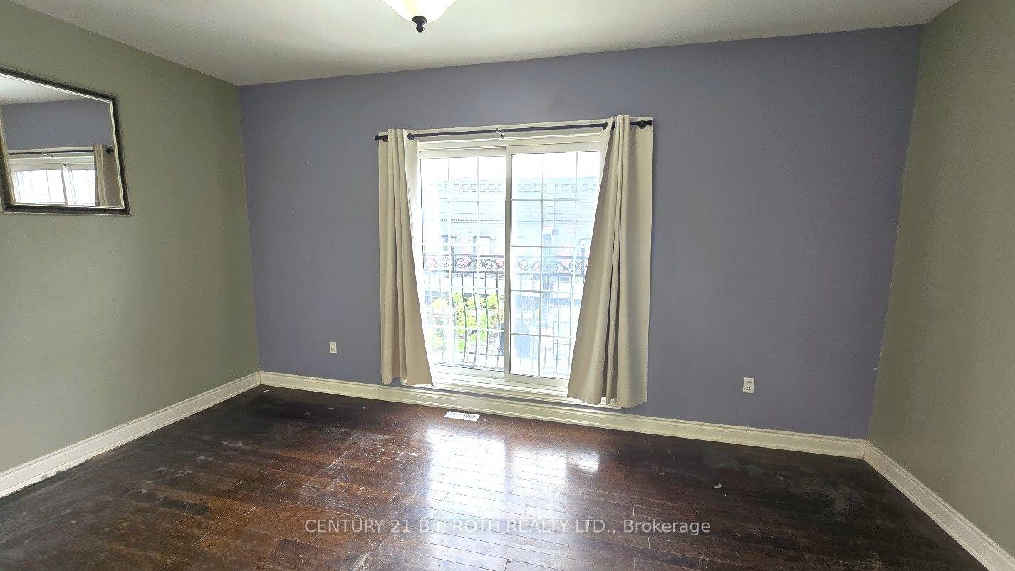 41 Dunlop Street E 1
