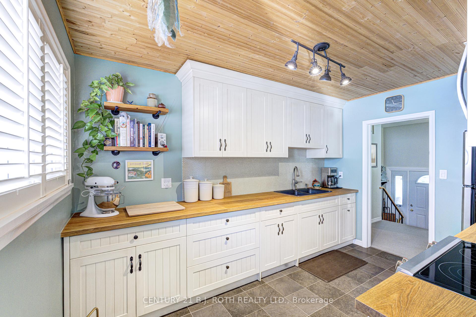 109 Wincott Drive, Toronto