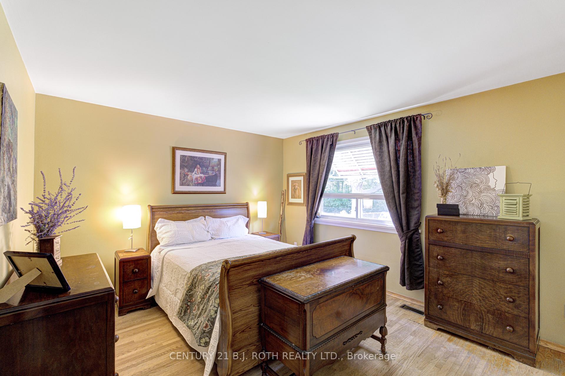 109 Wincott Drive, Toronto