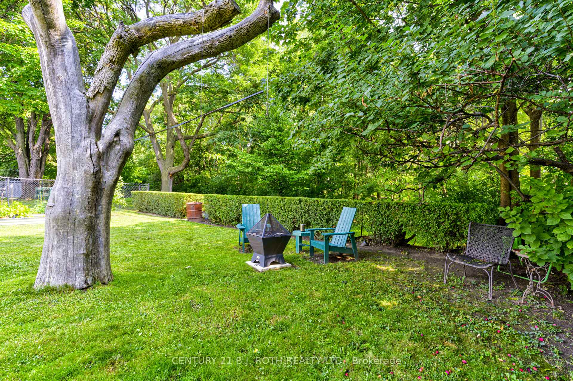 109 Wincott Drive, Toronto