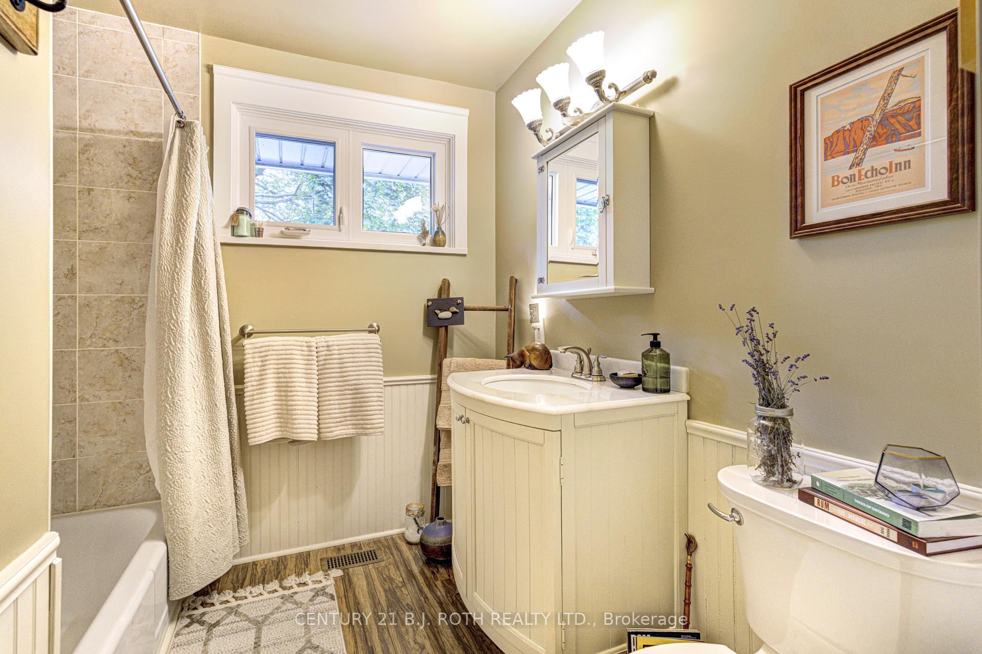 109 Wincott Drive, Toronto