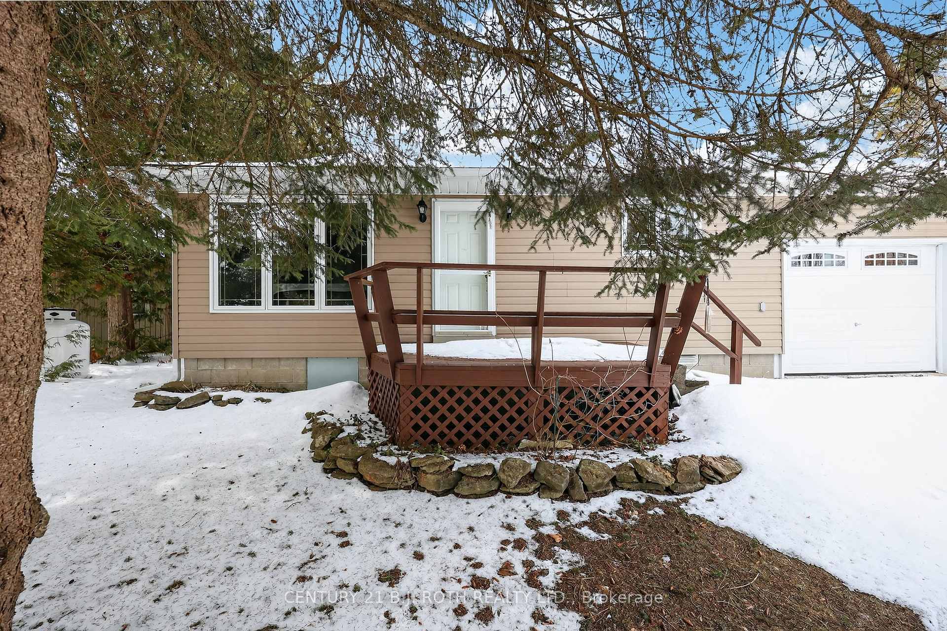 21 Treewood Lane