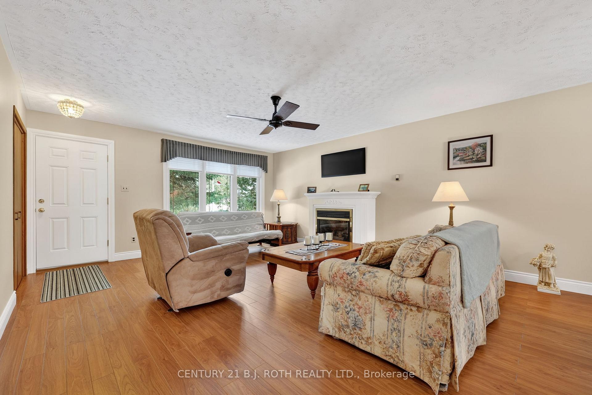 21 Treewood Lane