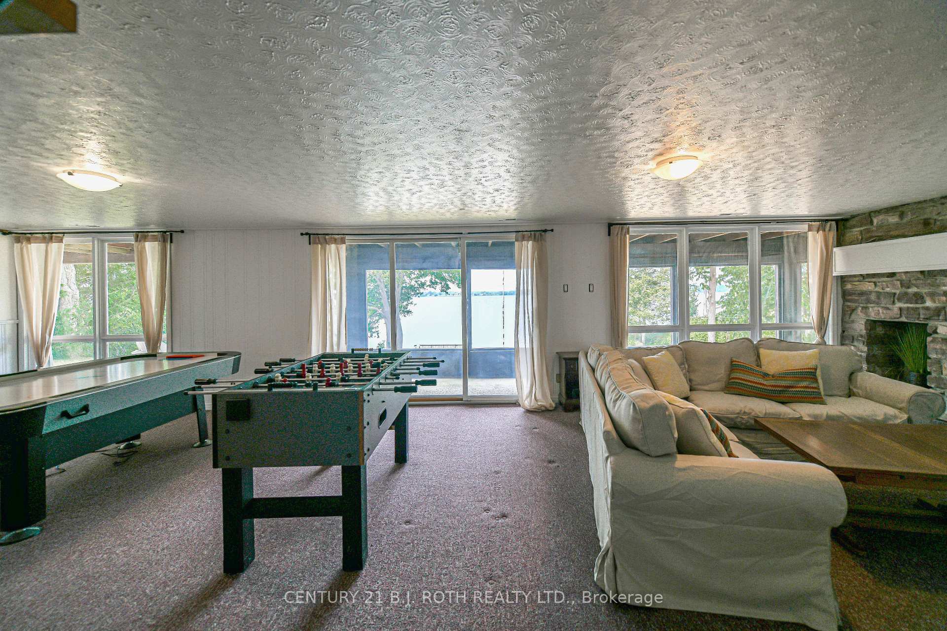 71 Campbell Beach Road