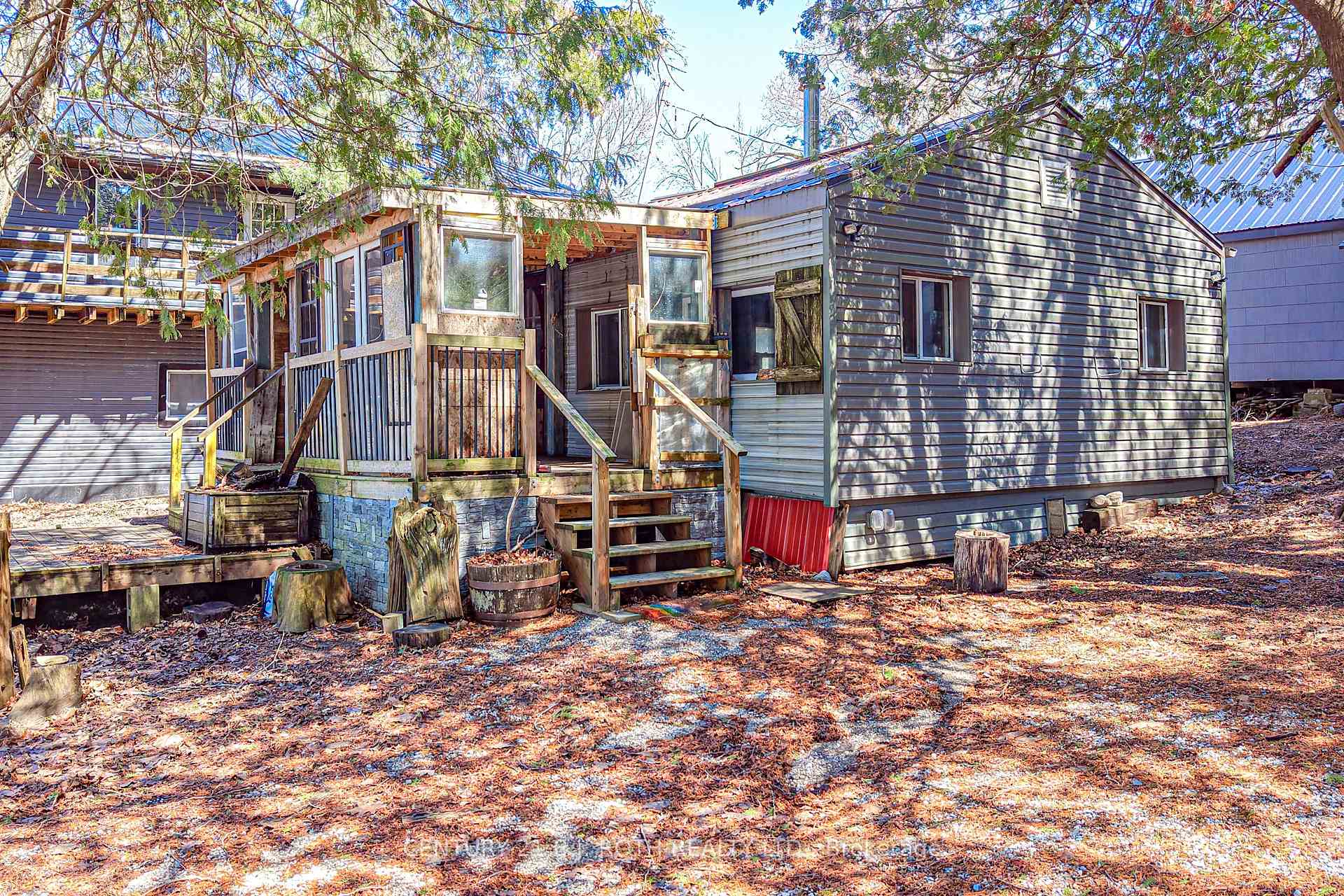 230-232 Lake Dalrymple Road 1