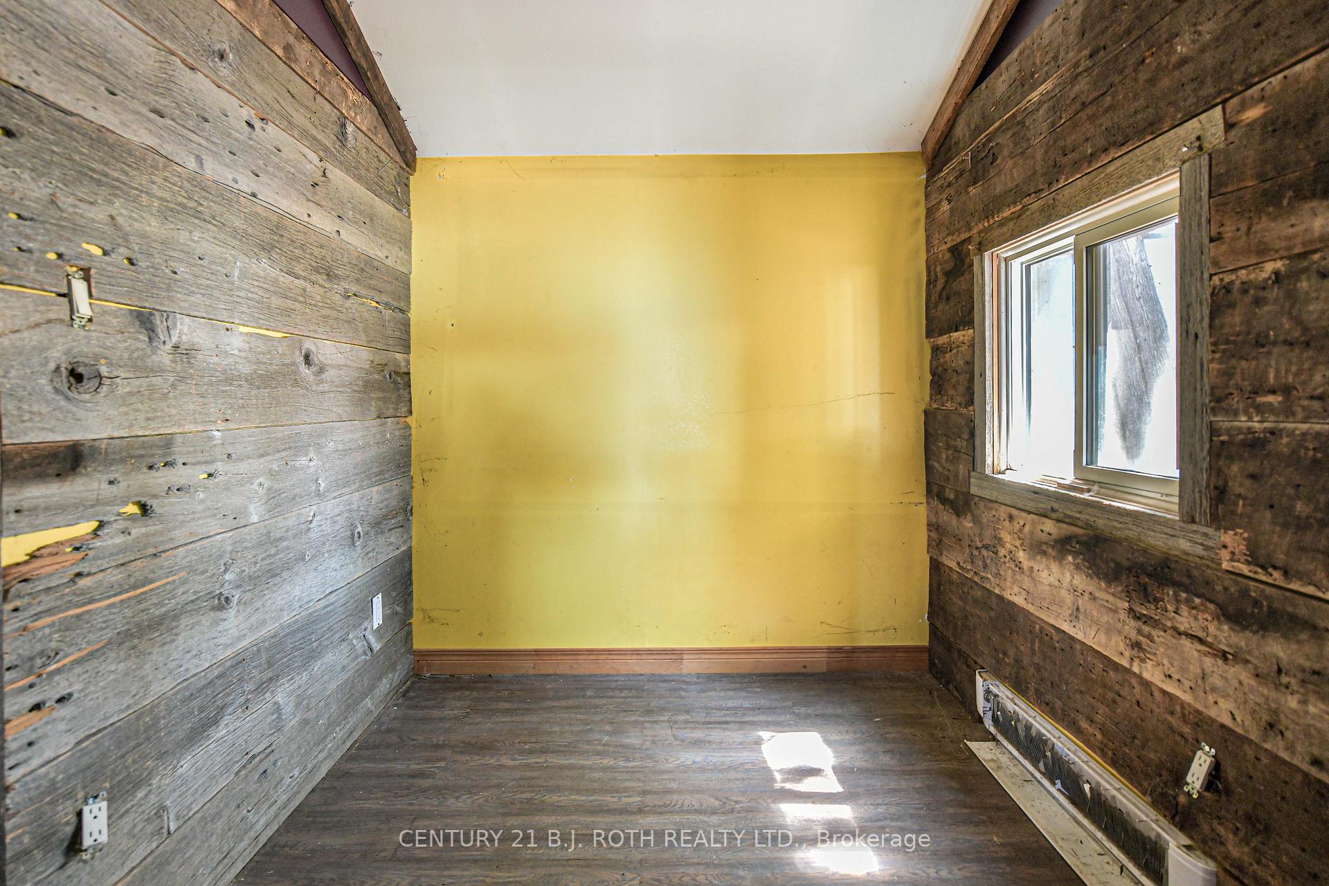 230-232 Lake Dalrymple Road 1