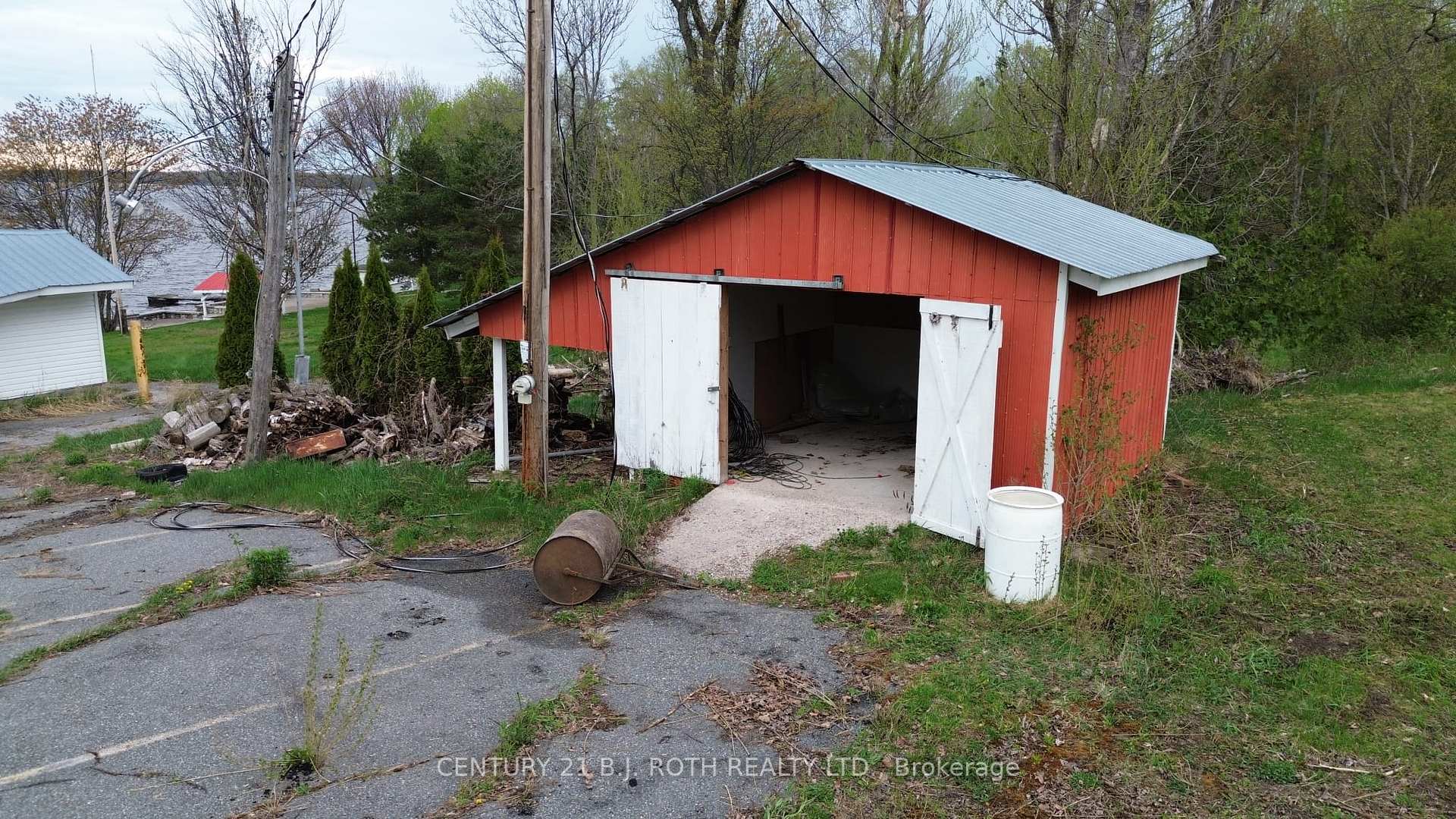 270 PIERRE Road