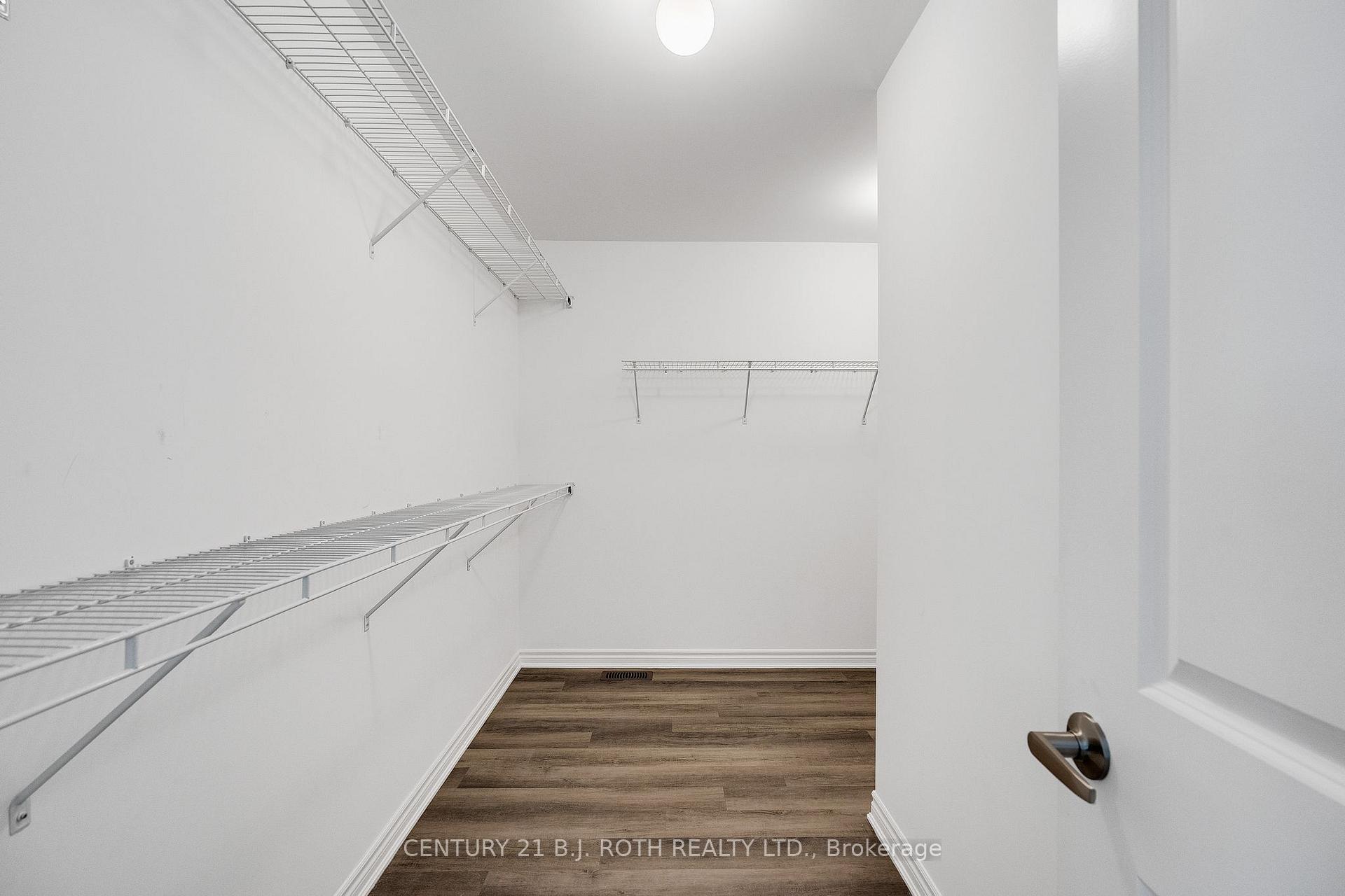 22 Dyer Crescent