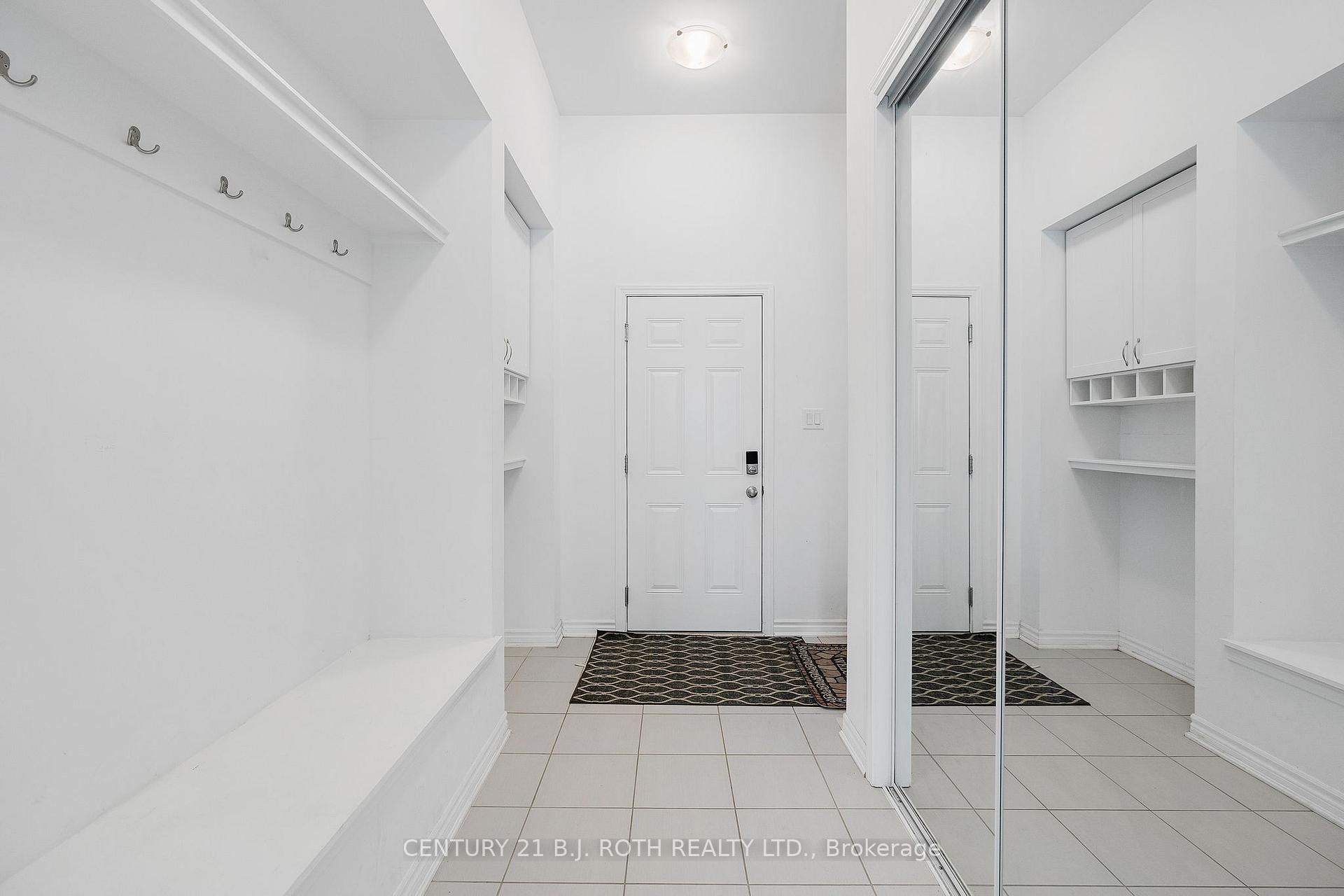 22 Dyer Crescent