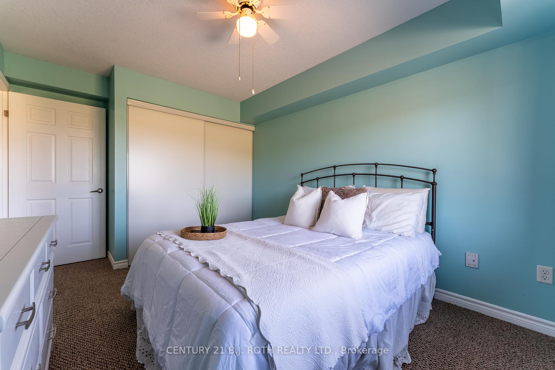 67 Kingsbury Square 403