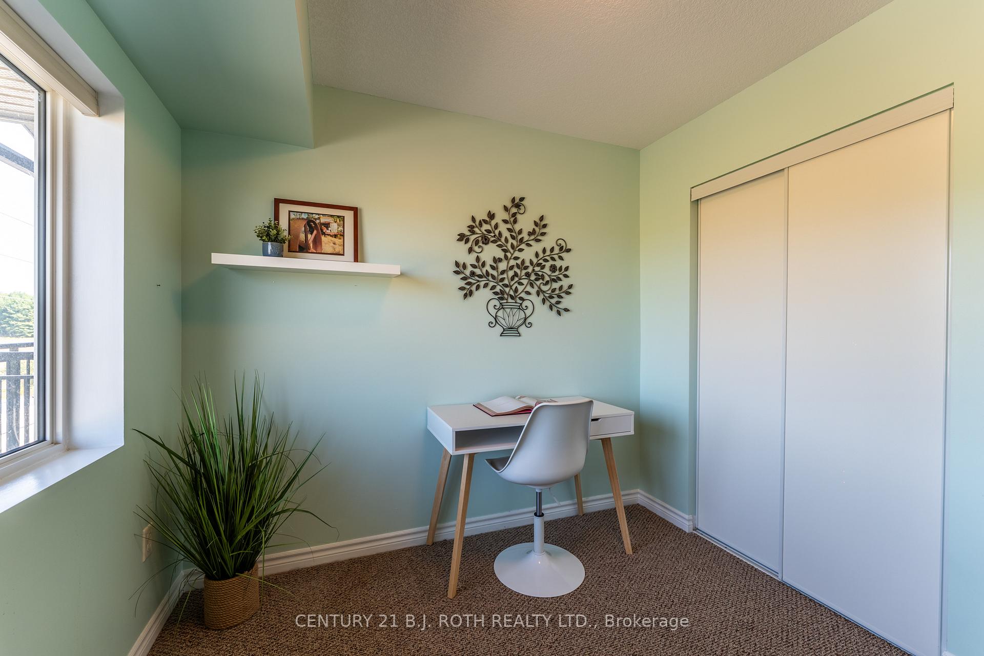 67 Kingsbury Square 403