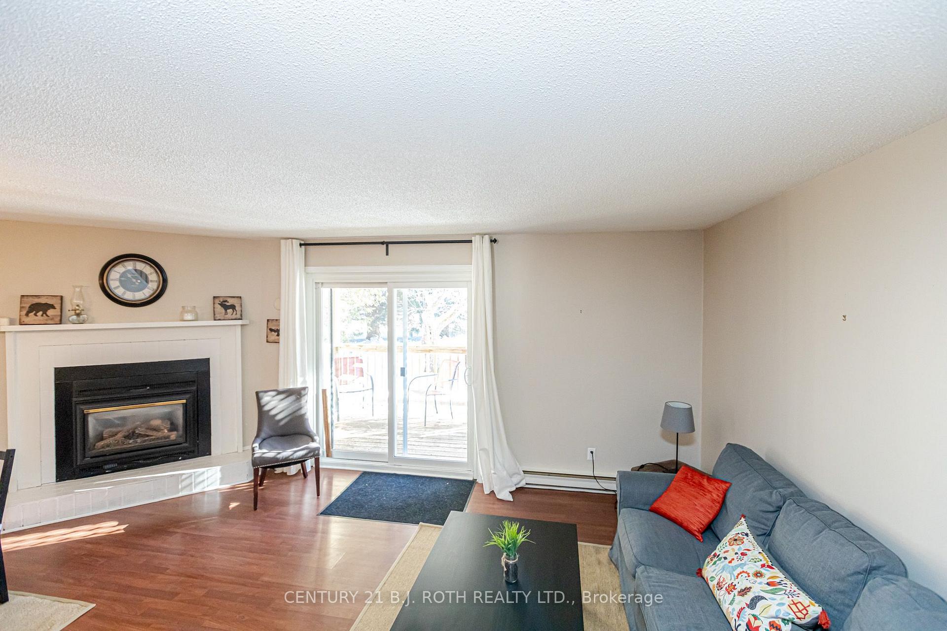 127 Alfred Street W 90
