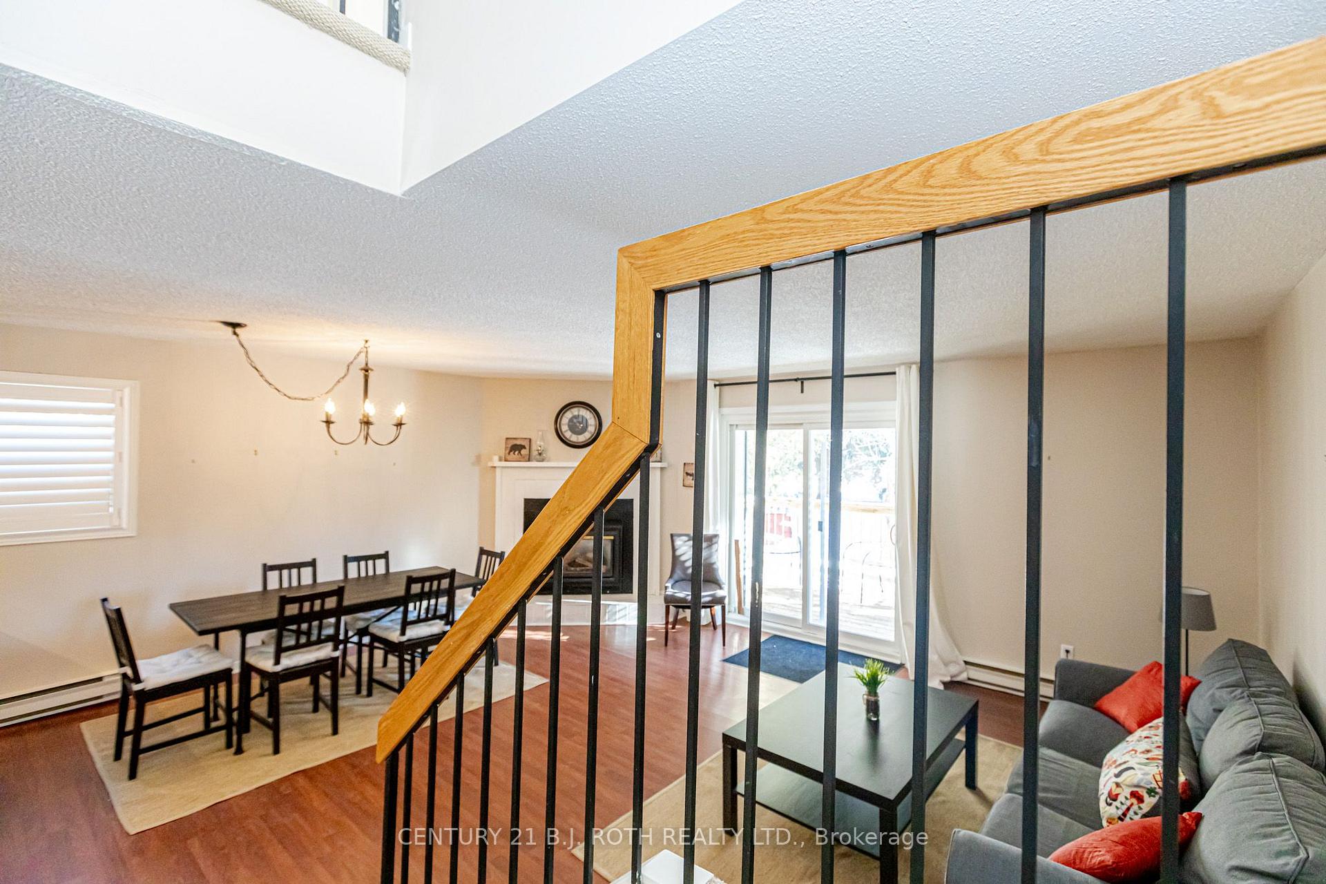 127 Alfred Street W 90
