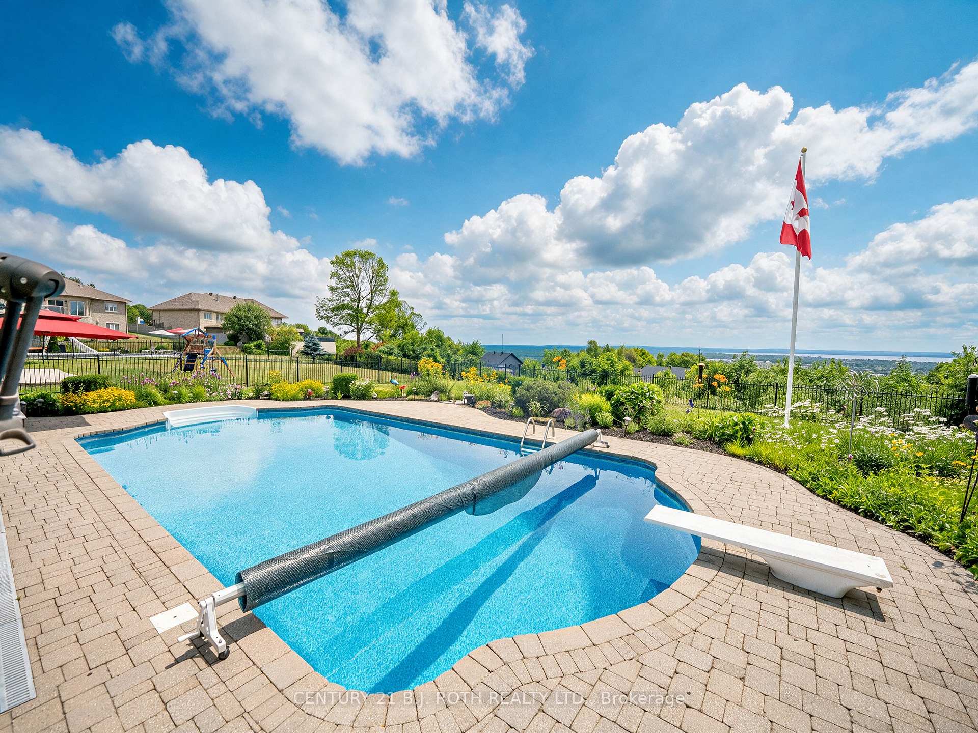 6 Mapleview Place