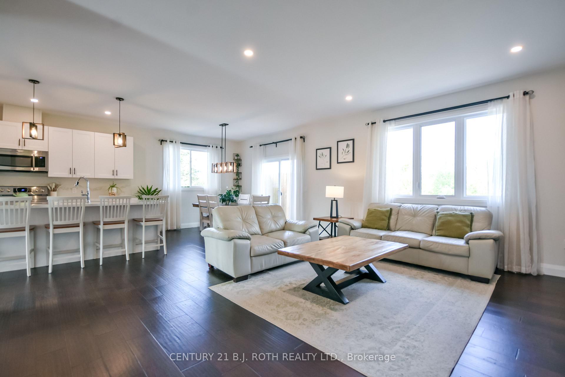 1289 MUSKOKA ROAD 117 Road