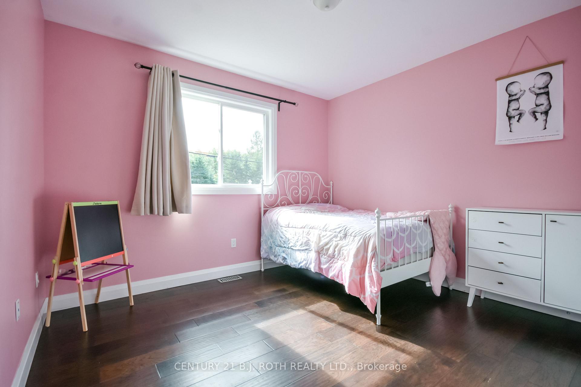 1289 MUSKOKA ROAD 117 Road