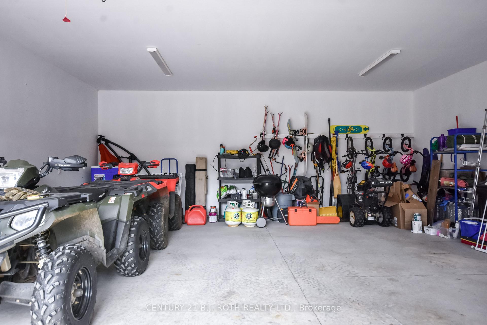 1289 MUSKOKA ROAD 117 Road