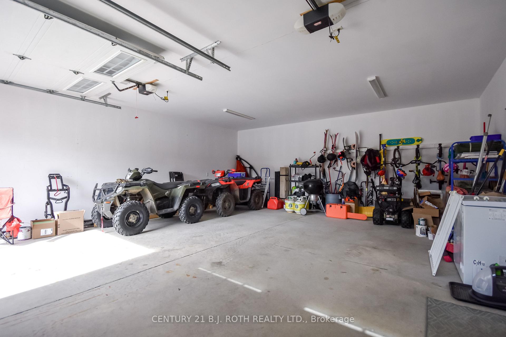1289 MUSKOKA ROAD 117 Road