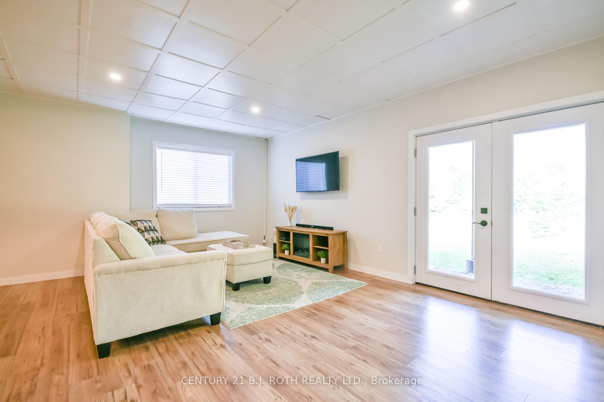 1289 MUSKOKA ROAD 117 Road