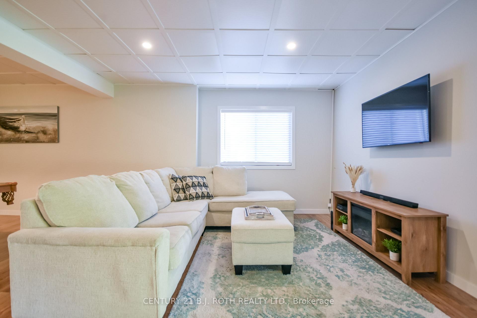 1289 MUSKOKA ROAD 117 Road