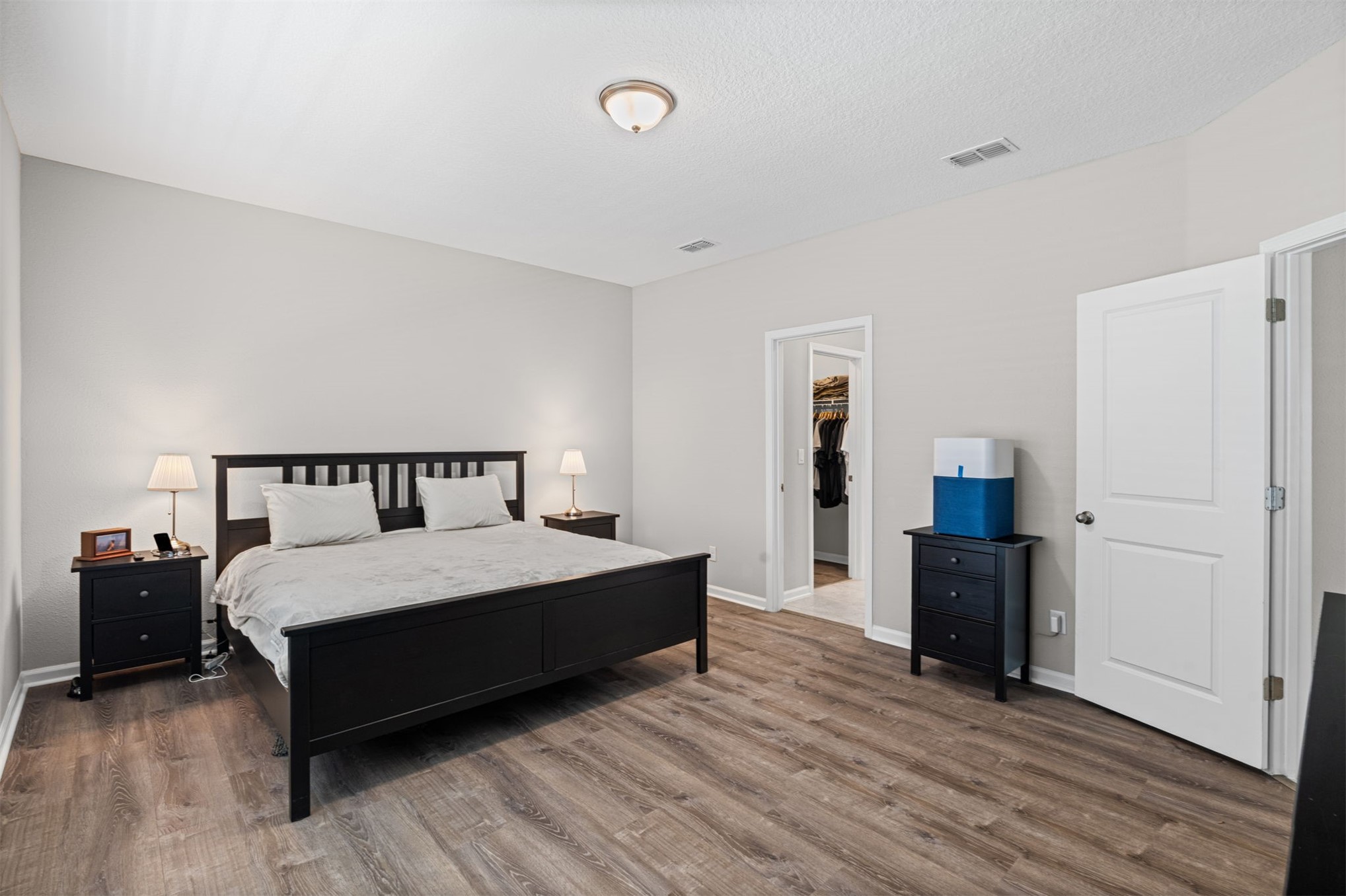 75209 CHELSEA GARDEN LANE