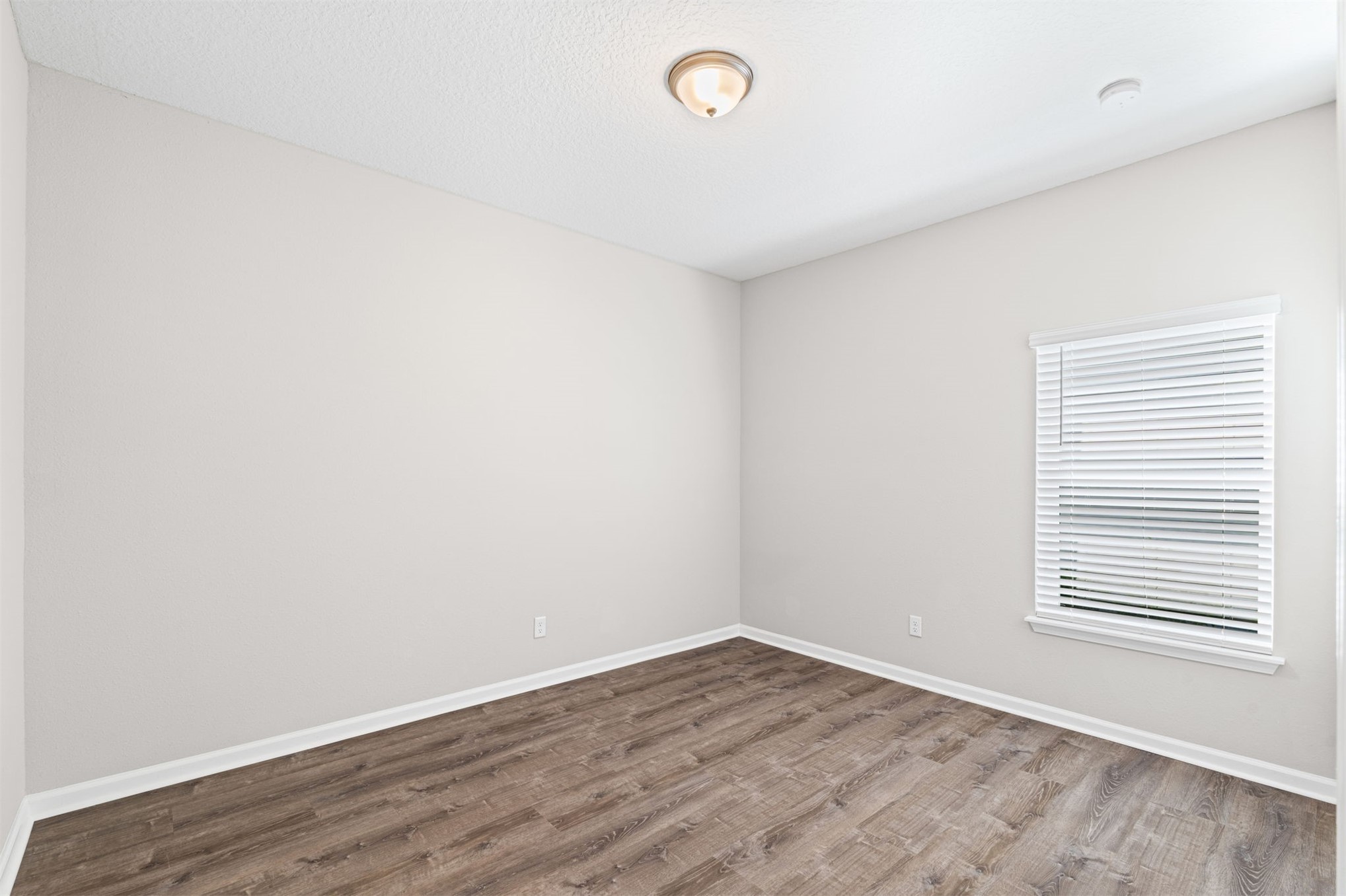 75209 CHELSEA GARDEN LANE