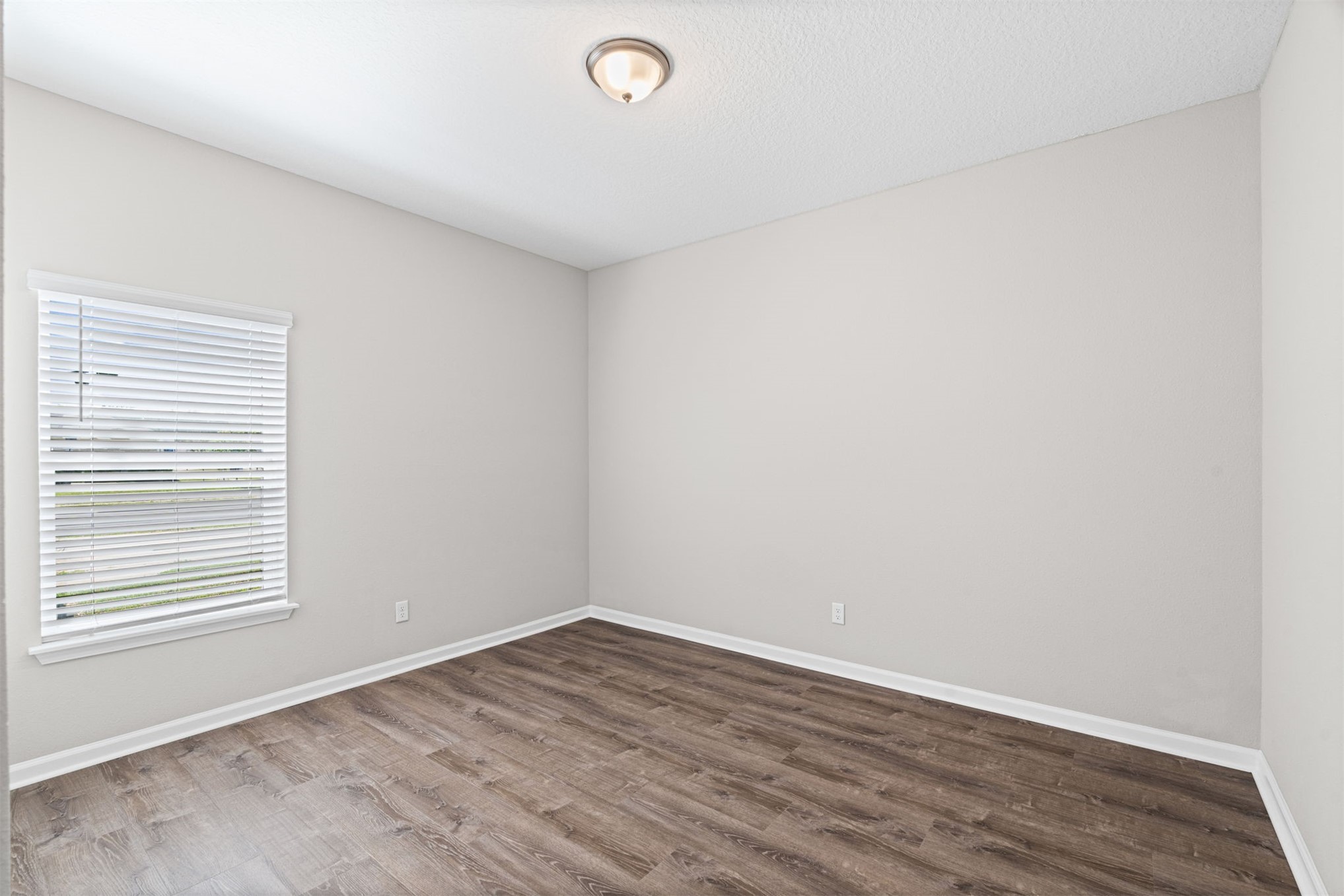 75209 CHELSEA GARDEN LANE