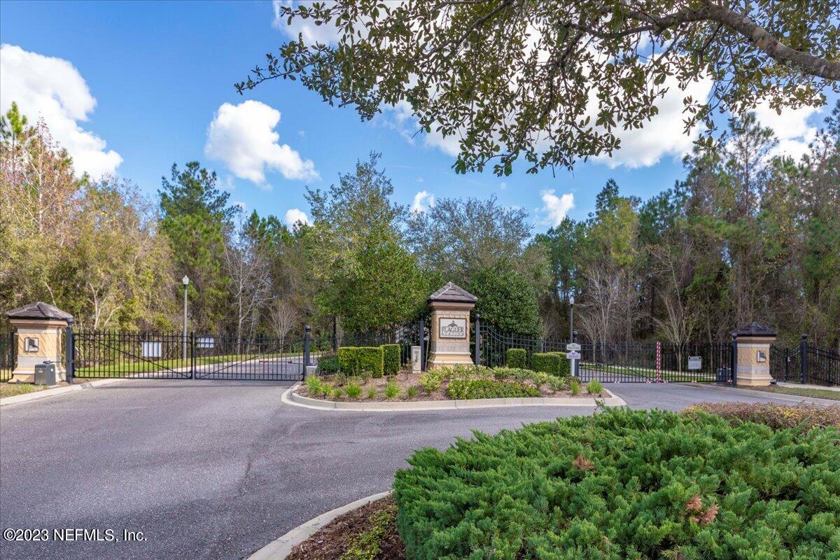 14048 CORRINE Circle