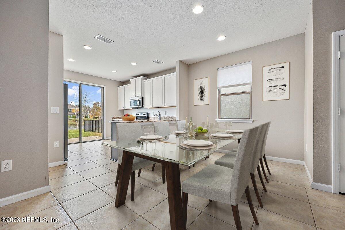 14048 CORRINE Circle