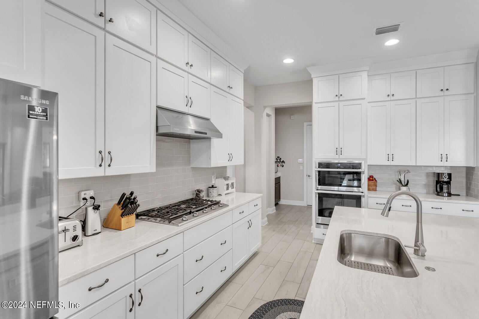 414 BACK CREEK Drive