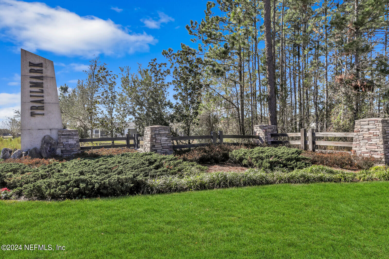 414 BACK CREEK Drive